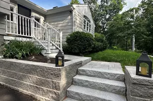 48 Juniper St, Billerica, MA 01821 - Photo 2