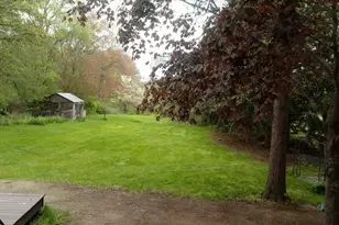 1279 Pond St, Franklin, MA 02038 - Photo 2