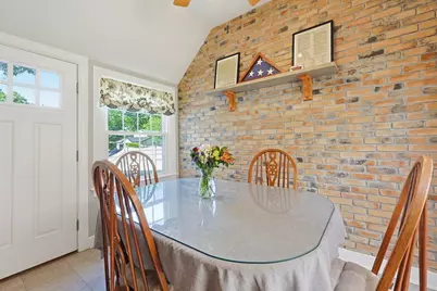 33 Crossman Ave, Attleboro, MA 02703 - Photo 16