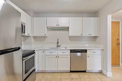 200 Cove Way #217, Quincy, MA 02169 - Photo 4