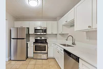 200 Cove Way #217, Quincy, MA 02169 - Photo 1