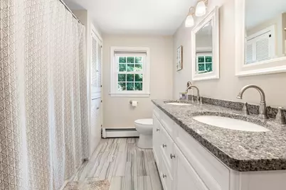 35 Oakmeadow Ln, Methuen, MA 01844 - Photo 14