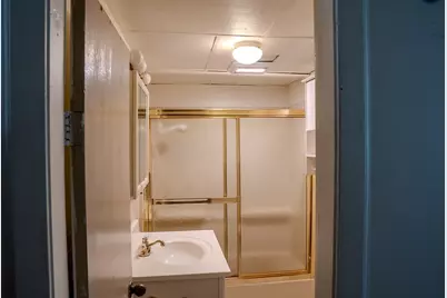 18 Hancock St, Lawrence, MA 01841 - Photo 14