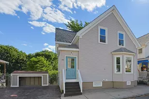 26 Pleasant St, Beverly, MA 01915 - Photo 1