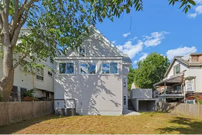 26 Pleasant St, Beverly, MA 01915 - Photo 2