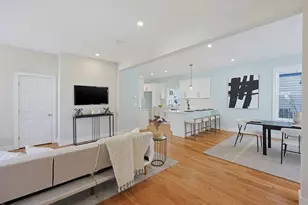 26 Pleasant St, Beverly, MA 01915 - Photo 8