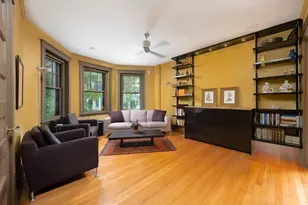 31 Linnaean St, Cambridge, MA 02138 - Photo 1