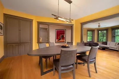 31 Linnaean St #2, Cambridge, MA 02138 - Photo 4