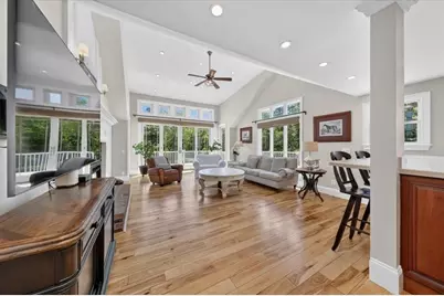 76 Broadway, Hanover, MA 02339 - Photo 8
