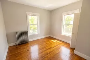 22 Downer Ave, Boston, MA 02125 - Photo 4