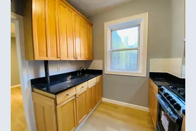 31 Queensberry St #19, Boston, MA 02125 - Photo 4