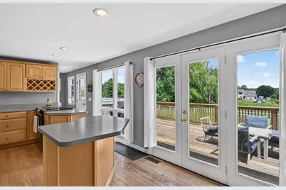 38 Brown Ave, Lunenburg, MA 01462 - Photo 12