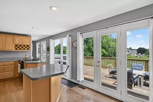 38 Brown Ave, Lunenburg, MA 01462 - Photo 12