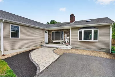 38 Brown Ave, Lunenburg, MA 01462 - Photo 4