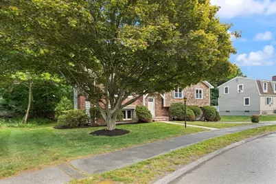 17 Tamarock Ter, Stoneham, MA 02180 - Photo 6