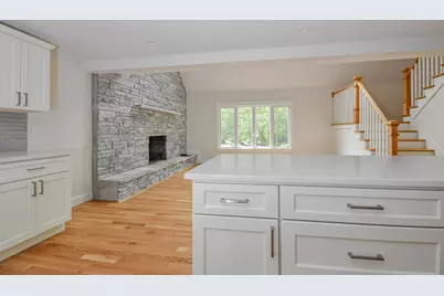41 Kenneth St, West Bridgewater, MA 02379 - Photo 8