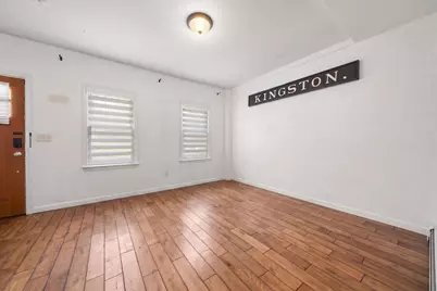 9 Maple St, Kingston, MA 02364 - Photo 10