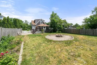 9 Maple St, Kingston, MA 02364 - Photo 26