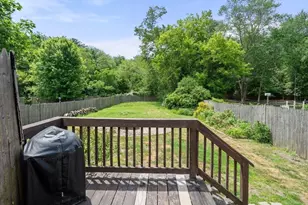 9 Maple St, Kingston, MA 02364 - Photo 24
