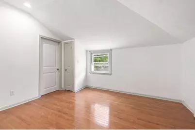 9 Maple St, Kingston, MA 02364 - Photo 14