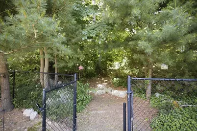 37 Courier St, Weymouth, MA 02190 - Photo 26