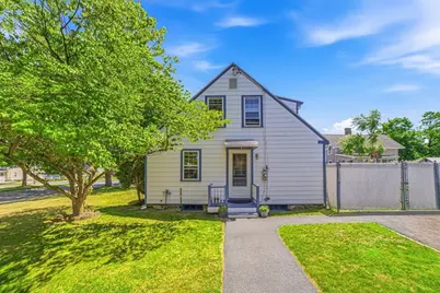 4 Newhall Ave, Saugus, MA 01906 - Photo 34