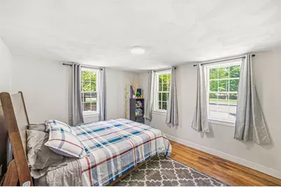 4 Newhall Ave, Saugus, MA 01906 - Photo 12