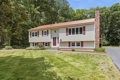 335 Pelham Rd, Dracut, MA 01826 - Photo 4