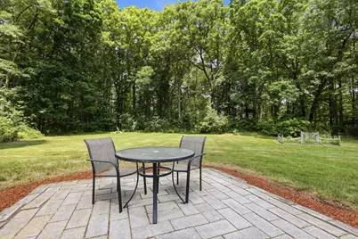 335 Pelham Rd, Dracut, MA 01826 - Photo 30