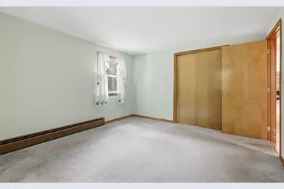 335 Pelham Rd, Dracut, MA 01826 - Photo 18