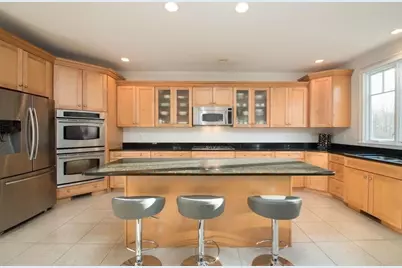 15 Cider Mill Ln, Lexington, MA 02421 - Photo 4