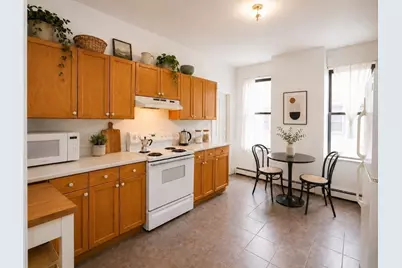 10 Davis Ave #F, Brookline, MA 02445 - Photo 8