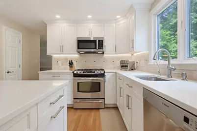 27 Heritage Avenue, Ashland, MA 01721 - Photo 6