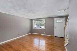 46 Pawtucket Blvd, Tyngsborough, MA 01879 - Photo 8