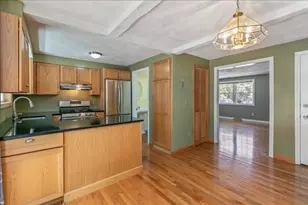 46 Pawtucket Blvd, Tyngsborough, MA 01879 - Photo 12
