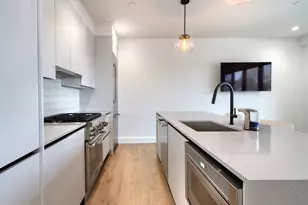 472 W Broadway, Boston, MA 02127 - Photo 2