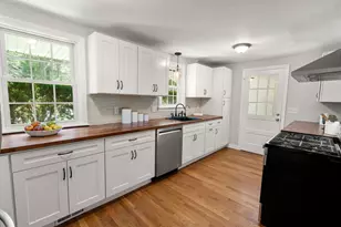 19 Country Ln, Sharon, MA 02067 - Photo 4