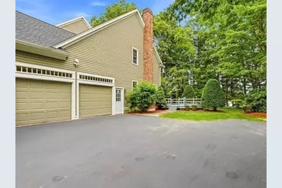 4 Edward Dunn Way, Westborough, MA 01581 - Photo 12