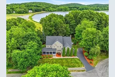 4 Edward Dunn Way, Westborough, MA 01581 - Photo 2