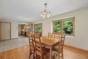 35 Lemnos Ln, Springfield, MA 01119 - Photo 6