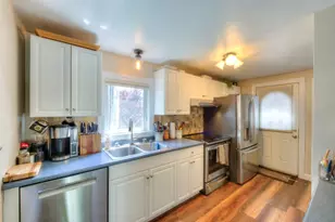 10 Ridgewood Rd, Worcester, MA 01606 - Photo 8