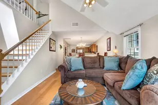 202 Allerton Commons Ln, Braintree, MA 02184 - Photo 4