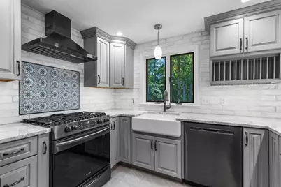 2 Fairway Cir, Sandwich, MA 02563 - Photo 16