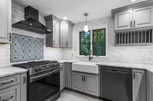 2 Fairway Cir, Sandwich, MA 02563 - Photo 16