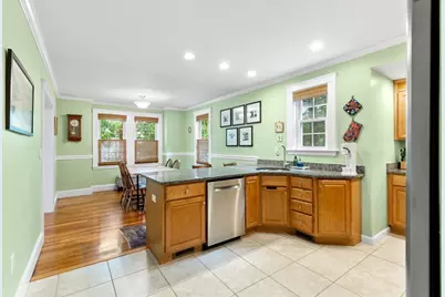 304 Lowell Street, Reading, MA 01867 - Photo 12