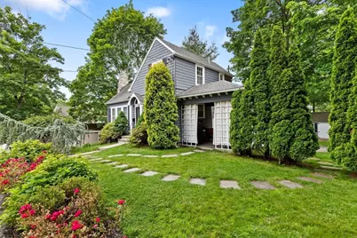 304 Lowell Street, Reading, MA 01867 - Photo 4