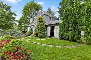 304 Lowell St, Reading, MA 01867 - Photo 4