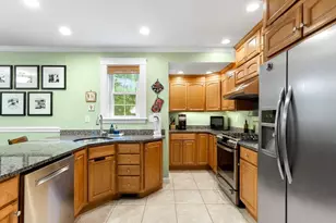 304 Lowell St, Reading, MA 01867 - Photo 14