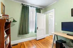 304 Lowell St, Reading, MA 01867 - Photo 20