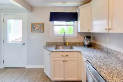 11 Liberty Dr, Shrewsbury, MA 01545 - Photo 18